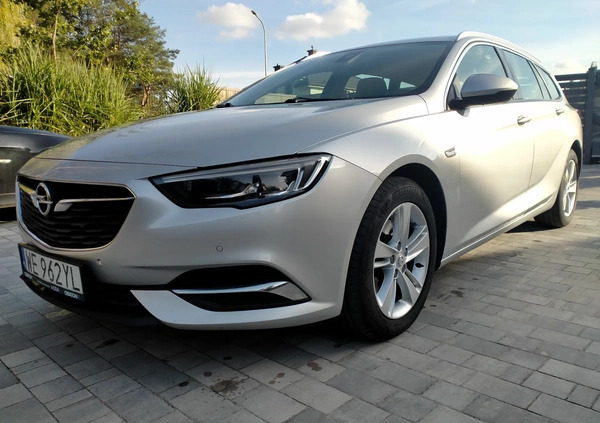 Opel Insignia cena 57999 przebieg: 198000, rok produkcji 2019 z Białobrzegi małe 326